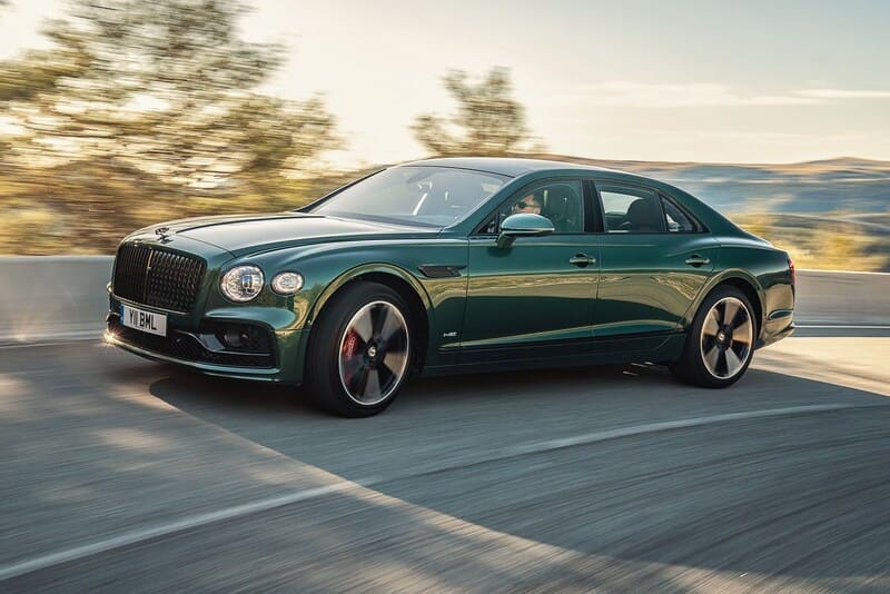 coches de lujo más vendidos: Bentley Flying Spur