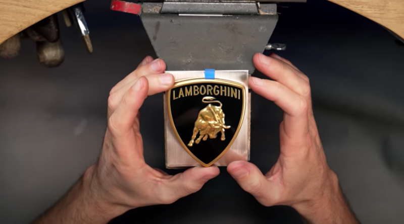 Lamborghini-urus-diamantes