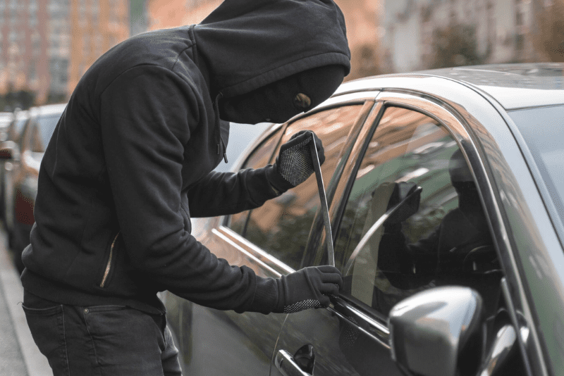 Siempre aparecen nuevas formas de robar un coche y ahora la tecnología se convierte en una herramienta habitual para los ladrones. 